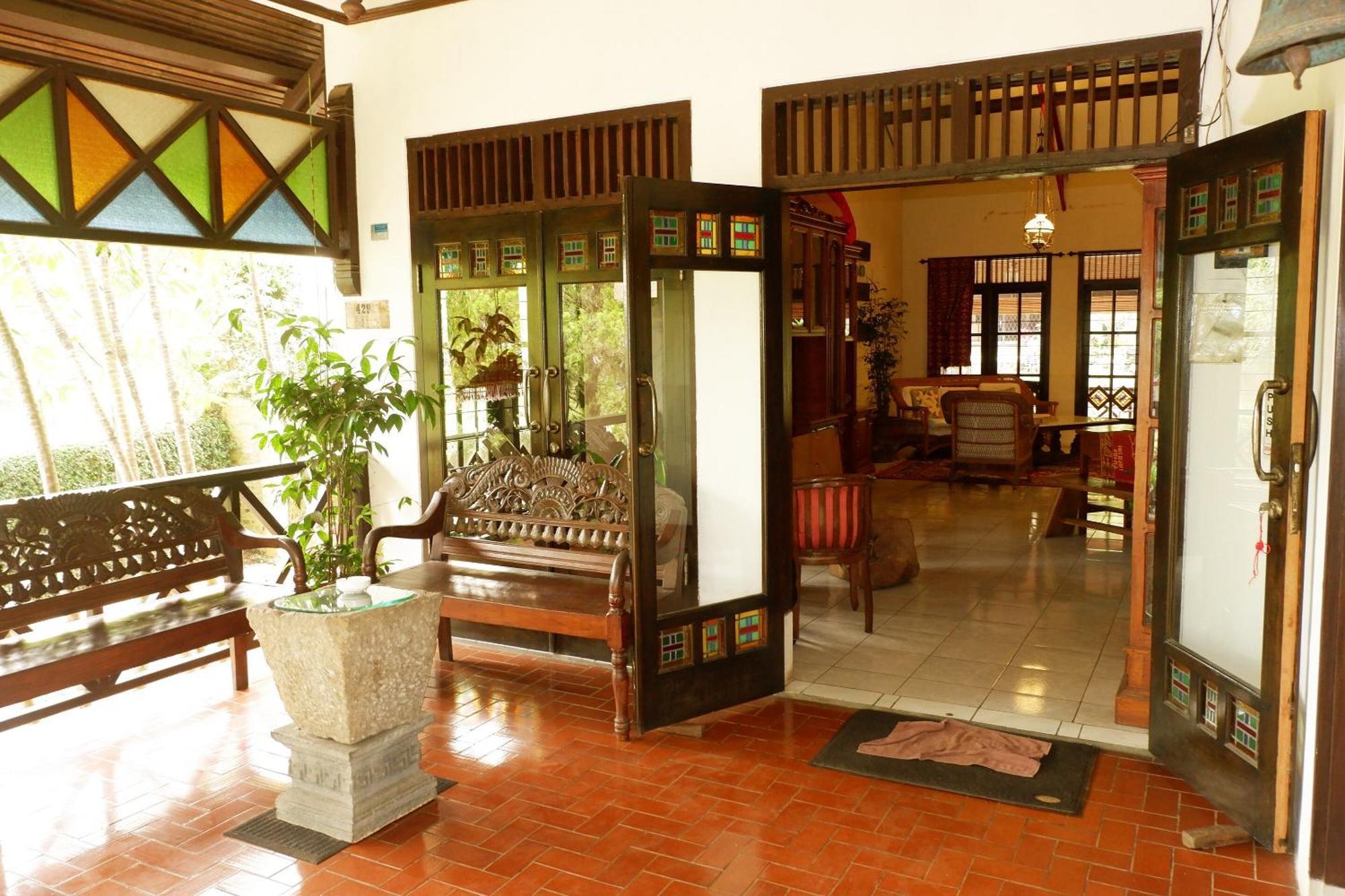 באטו Cemara'S Homestay מראה חיצוני תמונה